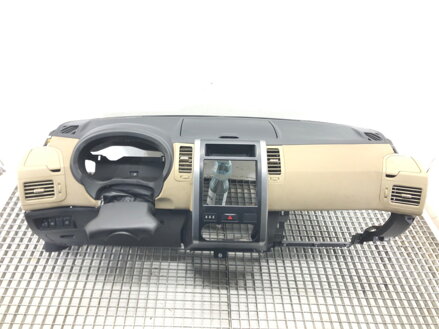Palubná doska / kokpit Nissan X-trail II (T31) 2007 - 2018