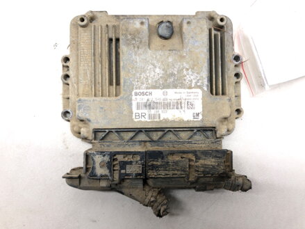 Riadiaca jednotka motora Opel Zafira / Zafira Family B (A05) 2005 - 2019 0281012549