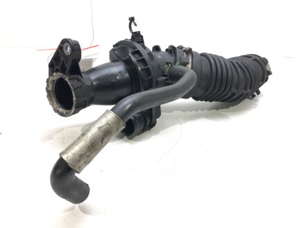 Potrubie hadica turba Renault Megane III Grandtour (KZ0/1) 2008 - 2022 165761844R 1047863S01