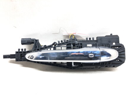 Kľučka predná pravá vonkajšia Maserati Quattroporte VI 2012 - 2022