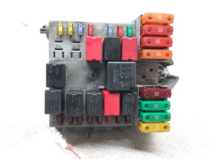 Poistková skrinka Fiat Bravo II (198_) 2006 - 2022 51775688