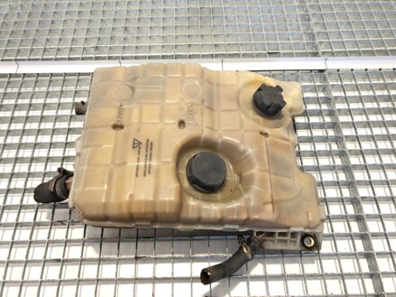 Nádržka vyrovnávací kvapaliny chladiaceho Renault Trucks Premium 1996 - 2022