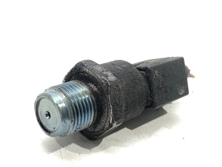 Snímač tlaku paliva Mercedes-benz Class A (W169) 2004 - 2012 0281002504