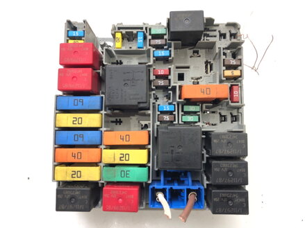 Poistková skrinka Opel Combo (X12) 2012 - 2022 52028777