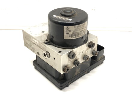 Čerpadlo Mercedes-benz Class C (W203) 2000 - 2007 A2034311412