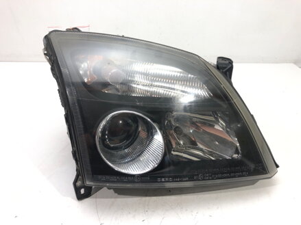 Svetlo pravé predné Opel Vectra C (Z02) 2002 - 2009