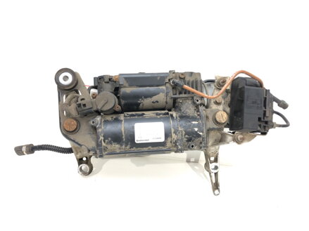 Kompresor zavesenia Porsche Cayenne (9PA) 2002 - 2010 7L0616006F