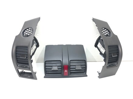 Mriežky ventilácie predná sada Honda Cr-v III (RE_) 2006 - 2022 77610-SWA-A0