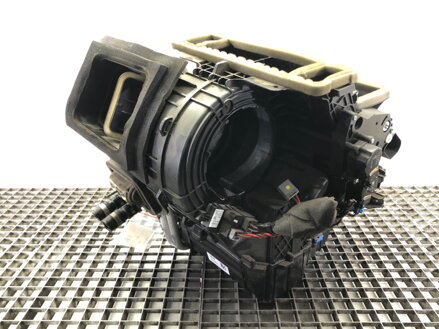 Radiátor kúrenia kompletná kombajn Ford Focus III Turnier 2010 - 2022 BV6N-19B555-NE