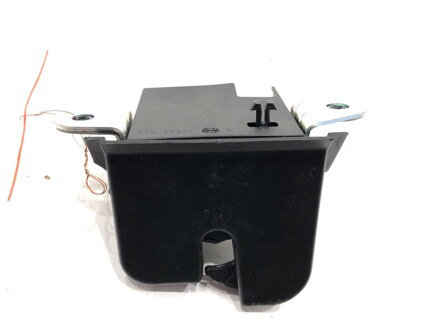 Zámok veka batožinového priestoru zadný VW Polo VI (AW1, BZ1, AE1) 2017 - 2022