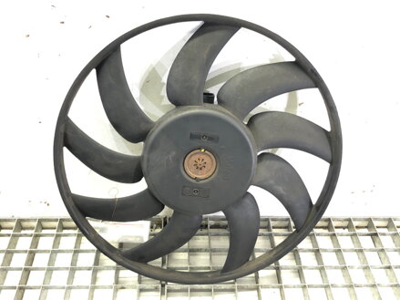 Ventilátor chladiča Audi Q5 (8RB) 2008 - 2017 993454J-D