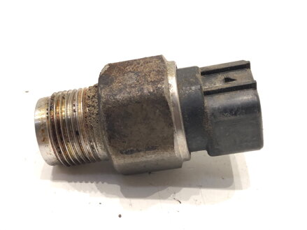 Snímač tlaku paliva Toyota Avensis Kombi (_T25_) 2003 - 2008 98458-60010
