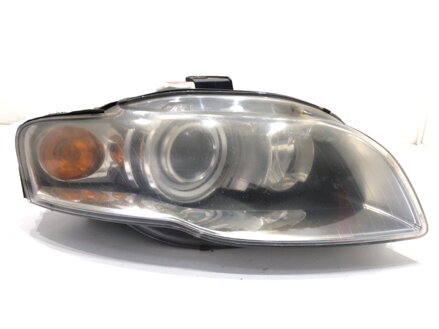 Svetlo pravé predné xenón Audi A4 B7 (8EC) 2004 - 2008