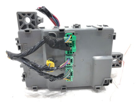 Poistková skrinka Honda Civic X Coupe 2016 - 2022 TBD-A2 7C