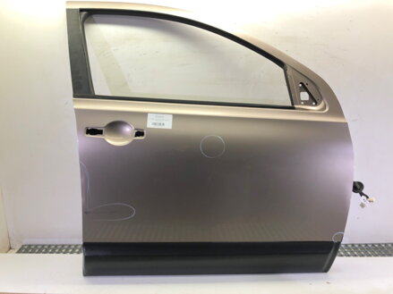 Dvere pravé predné Nissan Qashqai / Qashqai + 2 I (J10, NJ10, JJ10E) 2006 - 2014