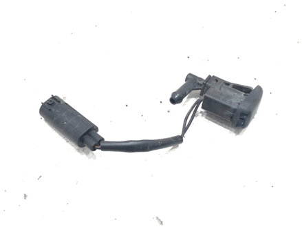 Tryska ostrekovača ľavý BMW X3 (E83) 2003 - 2011 7110851