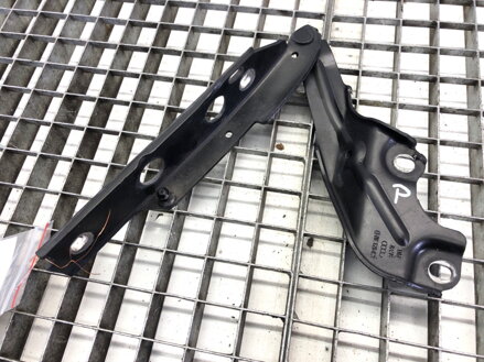 Pánt kapoty pravý predný Audi A6 C7 (4G2, 4GC) 2010 - 2018 4G8823302D