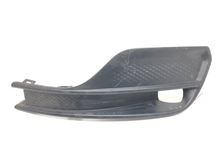 Mriežka nárazníka predná pravá Jeep Compass (MP, M6) 2016 - 2022 60985895