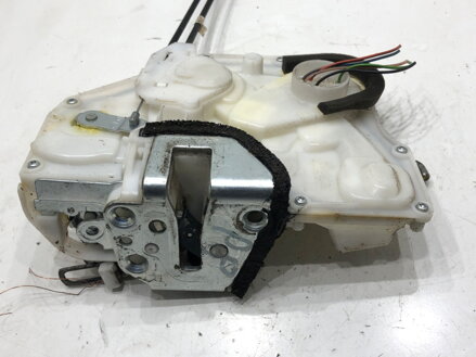 Zámok dverí pravý predný Suzuki Swift III (MZ, EZ) 2005 - 2022 82201-62J30