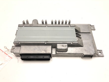 Zosilňovač Audi A4 Allroad B9 (8WH, 8WJ) 2016 - 2022 8W0035465