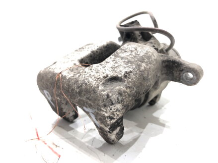 Brzdový strmeň pravý zadný VW Passat B6 Variant (3C5) 2005 - 2011