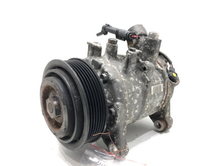 Kompresor klimatizácie BMW 3 Touring (F31) 2012 - 2019 9223695