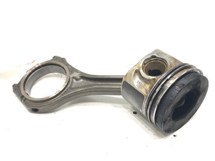 Piest S ojnicou Audi A8 D3 (4E2, 4E8) 2002 - 2010 BVN