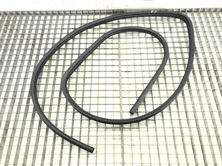 Tesnenie dverí predné pravé Peugeot 4008 2012 - 2022