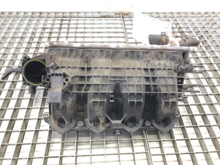 Sacie potrubie VW Passat B8 (3G2, CB2) 2014 - 2022 04E145749B