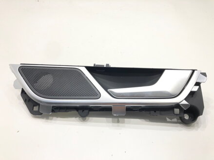 Kľučka vnútorná pravá zadná Audi A6 C8 Avant (4A5) 2018 - 2022 4K0839020A