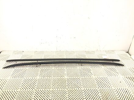 Strešné nosiče / lyžiny strešné sada Audi A4 B9 Avant (8W5, 8WD) 2015 - 2025 8W8860022E