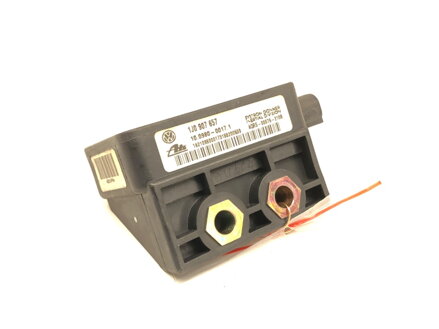 Snímač ESP VW NEW Beetle (9C1, 1C1) 1998 - 2010 1J0907657
