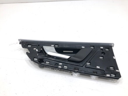 Kľučka vnútorná ľavá zadná Audi Q7 (4MB, 4MG) 2015 - 2022 4M0839019E