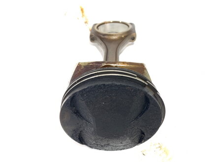 Piest S ojnicou Audi A6 C6 (4F2) 2004 - 2011 BDW