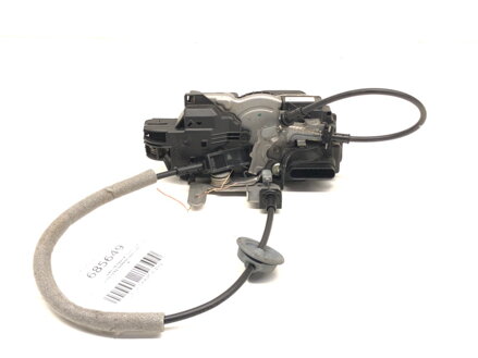 Zámok dverí pravý predný Volvo V40 Liftback (525, 526) 2012 - 2022 31440390