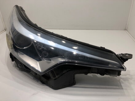 Svetlo pravé predné Toyota C-hr (_X1_) 2016 - 2022 81110-F4030-00