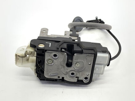Zámok dverí ľavý zadný Volvo V40 Liftback (525, 526) 2012 - 2022 31391831