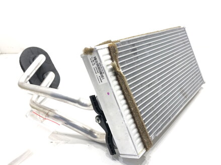 Radiátor kúrenia Chrysler Pacifica 2016 - 2022 16480617