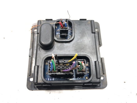 Riadiaca jednotka xenón Audi Q7 (4LB) 2006 - 2016 7L6941329A