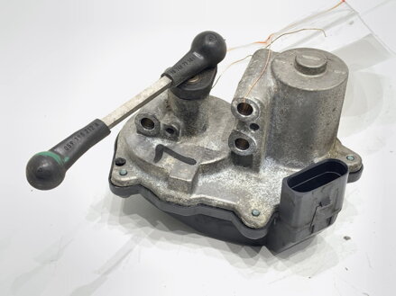 Regulátor klapiek sacieho potrubia Audi A4 B8 (8K2) 2007 - 2015 059129086L