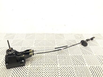 Riadiaca páka volič prevodovky Opel Astra J Sports Tourer (P10) 2010 - 2015 55598025