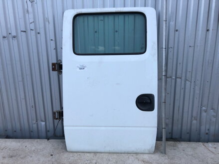 Dvere ľavé zadné kabína dvojkabína Nissan Cabstar (F24M, F24W) 2006 - 2013