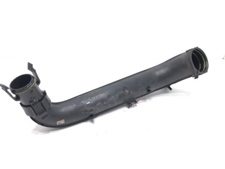 Vzduchové potrubie VW Golf VII (5G1, BQ1, BE1, BE2) 2012 - 2022 04E145673C