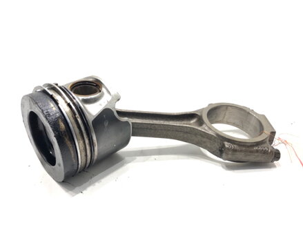 Piest S ojnicou Audi A4 B8 (8K2) 2007 - 2015 CAGB