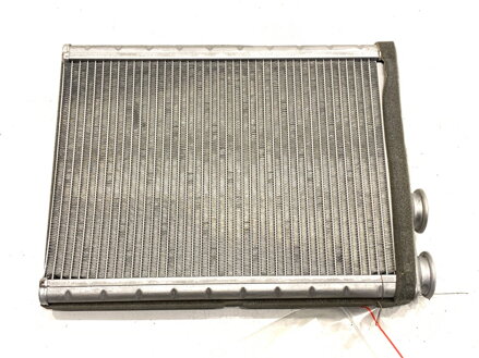 Radiátor kúrenia Opel Corsa F 2019 - 2022 7015011030