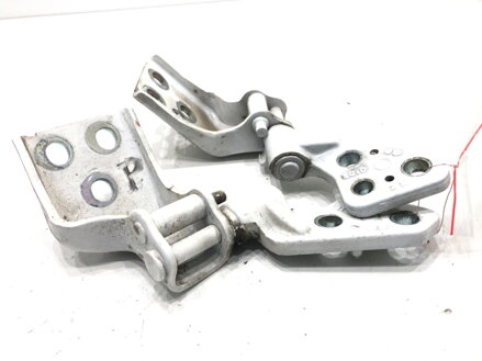 Pánty dvere zadných pravé Toyota Proace City 2019 - 2022