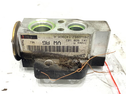 Ventil radiátora kúrenia VW Touran (1T1, 1T2) 2003 - 2010 1K0820679