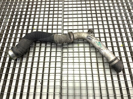 Potrubie turba Audi Q7 (4LB) 2006 - 2016 7L8145942A