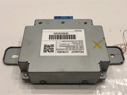 Modul riadiaca jednotka kamery Peugeot 3008 SUV (MC_, MR_, MJ_, M4_) 2016 - 2022 9818608380