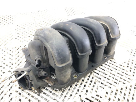 Sacie potrubie Toyota Avensis Kombi (_T25_) 2003 - 2008